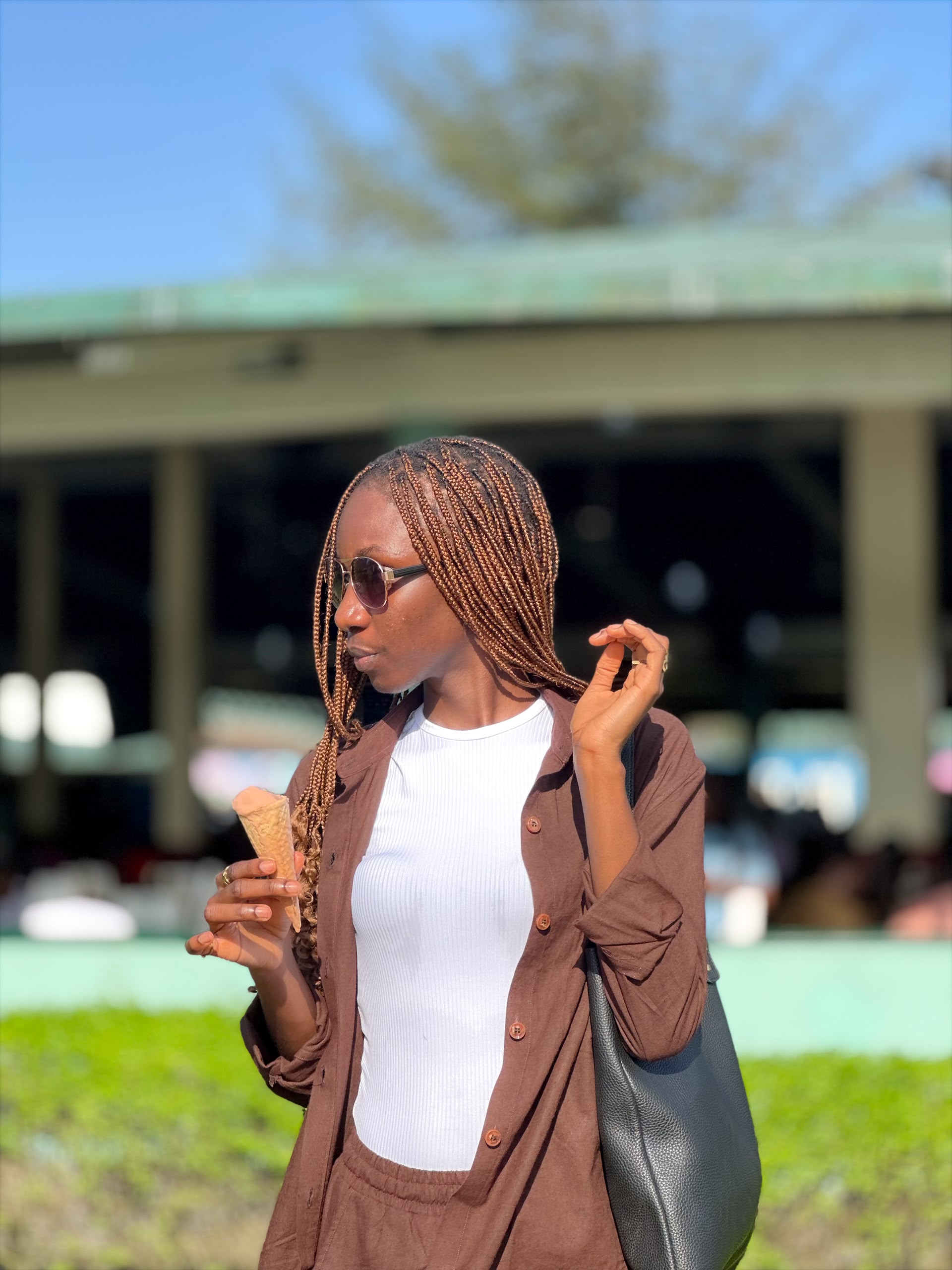 Ogologo Linen Set — Chocolate Brown